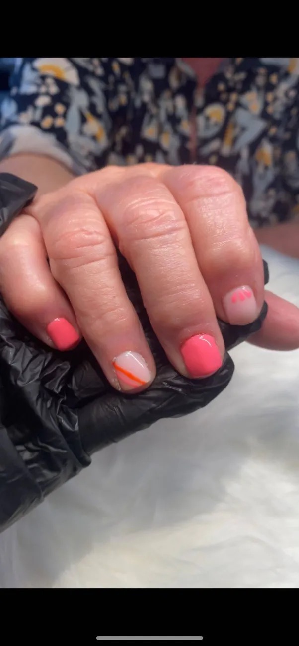 Roze nail art design